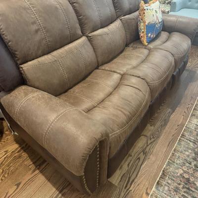 Reclining, leather sofas