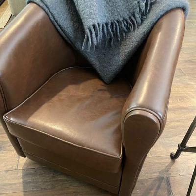 Grandin Road Soren Club Chair