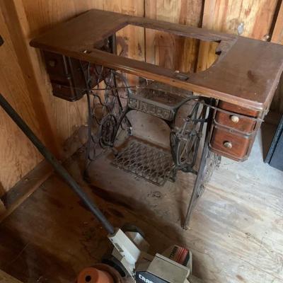 Estate sale photo