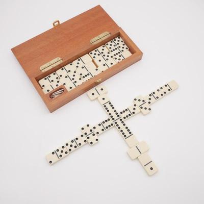 Vintage The Gentlemans Domino Set With Cribbage Board Lid