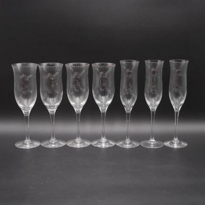 Clear Glass Fluted Champagne & Wine Glasses (Total of 7)