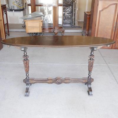 Victorian Style Walnut Oval Table