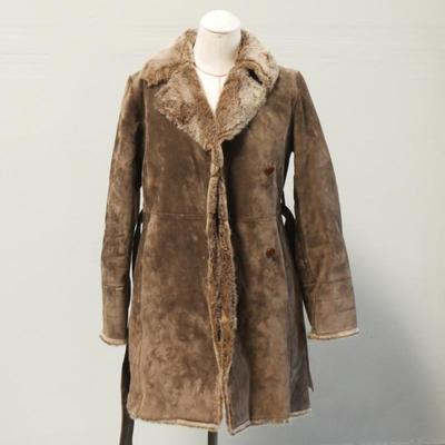 LNR La Nouvelle Renaissance Genuine Leather Faux Fur Women Petite Coat