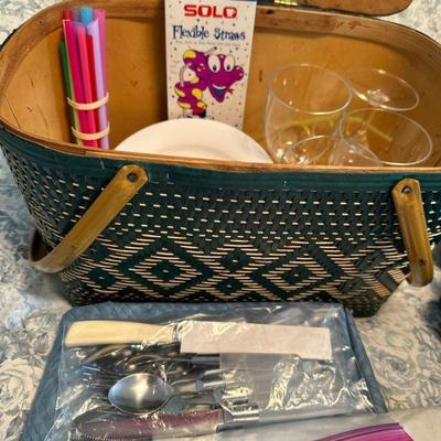 Picnic basket