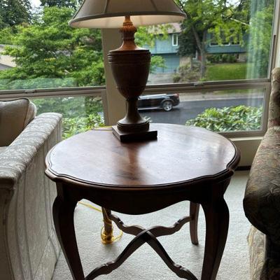 Ethan Allen Round sidetable