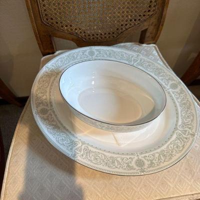 1966 Royal Worcester Allegro - 8 cups & saucers