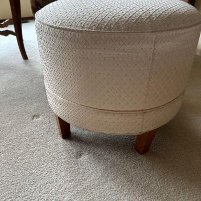 Ethan Allen Ottoman
