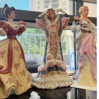 PPP032- 3 Beautiful Vintage Porcelain Princess Figurines