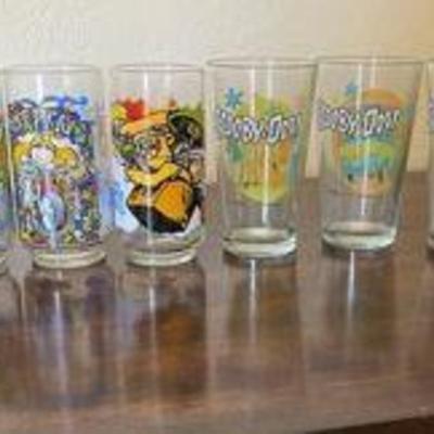 PPP116- McDonald’s Muppets And Scooby-Doo Glass Cups