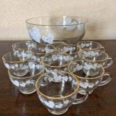 PPP142- Beautiful Anchor Hocking Punch Bowl 13 Peice Set 