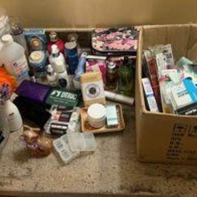 PPP214- Mystery Bathroom Cabinet Lot