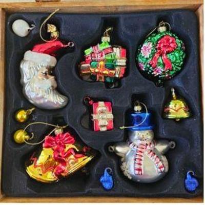 PPP071-Thomas Pacconi Classics Crated Christmas Ornaments