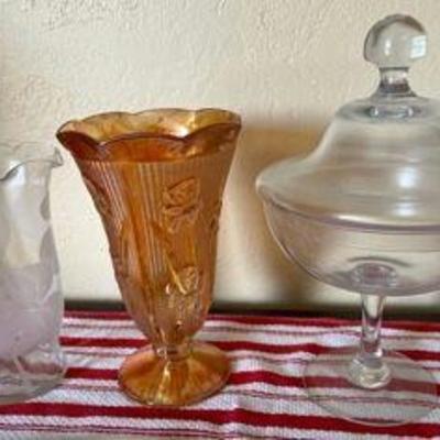 PPP052- Various Glass Vases & Lided Candy Dish 