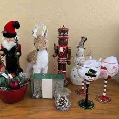 PPP121- Various Christmas Decor & Wine Glasses