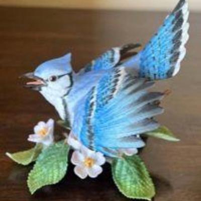 PPP223- Lenox Blue Jay Porcelain Bird Figurine