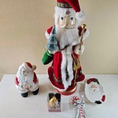 PPP070-Collection Of Spectacular Santas