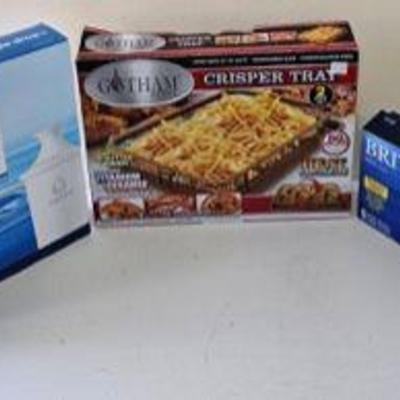 PPP238-Gotham Steel Crisper Tray And 2 Boxes Of Brita Filters