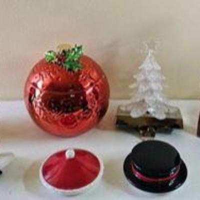 PPP208-Awesome Assortment Of Christmas Themed Items