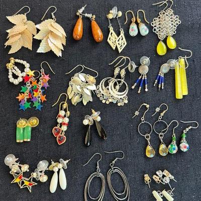 PPP261- Various Costume Earrings