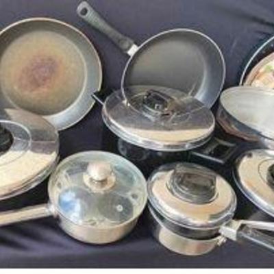 PPP212 - Assorted Cookware 