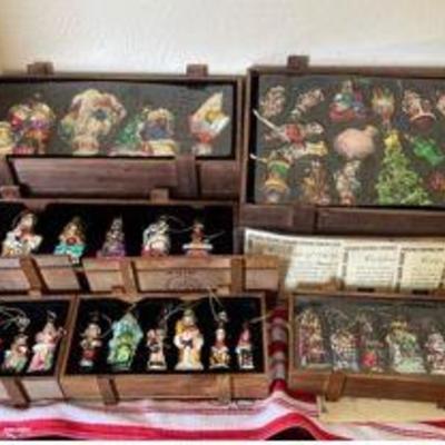 PPP073 - Thomas Pacconi Classics 2003 & 2004 Christmas Ornaments Collection 