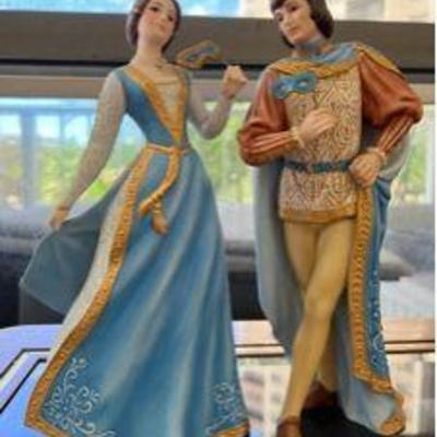 PPP019- Beautiful Lenox Porcelain Romeo & Juliet Figurines