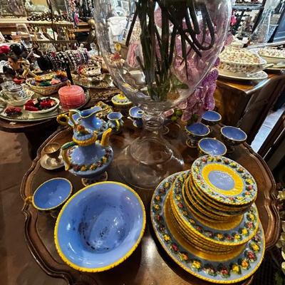 Della Robbia Ceramic 1950's Italian Majolica Ceramic Blue Vintage Italian Pottery 
30 piece set