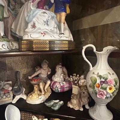 porcelain figurines 