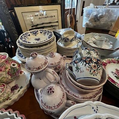 Vintage 24-piece Rovennau French Hand Painted Plates