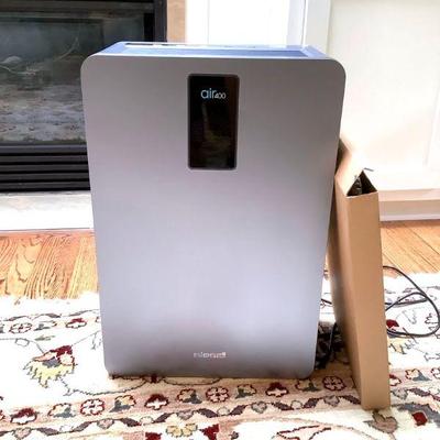 GRLI232 Bissell Air400 Purifier	Made by Bissell is this Air400 purifier. Was tested and works and comes with a couple filters.
