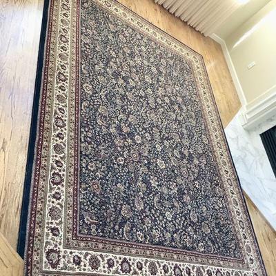 GRLI800 Oriental Weavers Ariana 11 Ft Egyptian Rug	Oriental weavers brand. Rug measures approximately 7'10" by 10'9".
