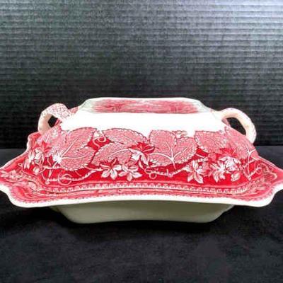 GRLI236 Vintage Mason’s “Vista” Ironstone Vegetable Dish	Pink rectangular double covered vegetable dish.
