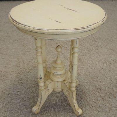 1199	VICTORIAN STYLE LAMP TABLE WITH DISTRESSED IVORY FINISH, APPROXIMATELY 20 IN X 26 IN H
