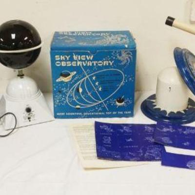 1246	VINTAGE CHILDREN'S TOYS, SKY VIEW OBSERVATORY, SPITZ JUNIOR PLANETARIUM, UNSURE IF COMPLETE
