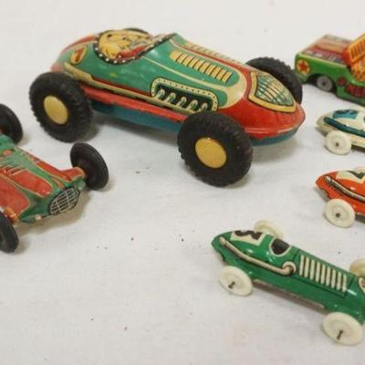 1263	VINTAGE TIN TOY RACE CARS & JEEP
