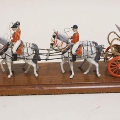 1239	BRITAINS LTD QUEEN'S COACH DIE CAST ON WOOD BASE, APPROXIMATELY 16 IN X 4 IN X 5 IN HIGH OVERALL
