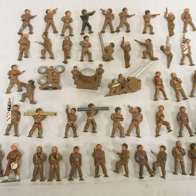 1259	GROUP OF ASSORTED VINTAGE 3 INCH CAST METAL TOY SOLDIERS
