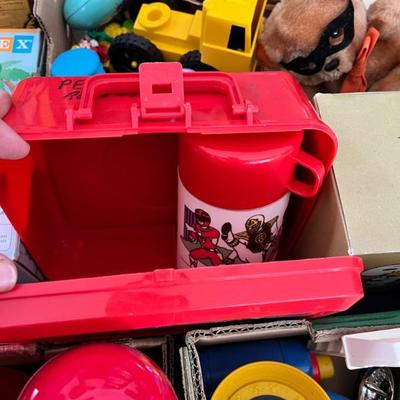 Peek - A - Boo I see You Vintage Lunchbox and Thermos