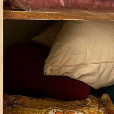 WWW194 Mystery Bedding Lot