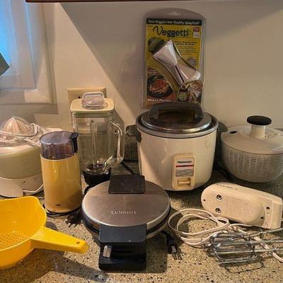 WWW144 Panasonic Rice Cooker, Pampered Chef Chopper & More!