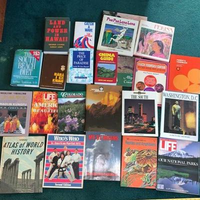 WWW106 Mystery Lot of Books