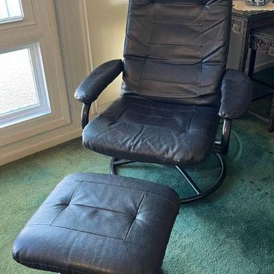 WWW017 Black Leather Recliner Chair With Ottoman 