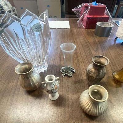 WWW148 Assorted Mini Vase Mystery Lot From Around the World