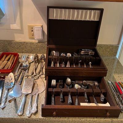 WWW147 Various Silver Plate & Stainless Steel Flatware 