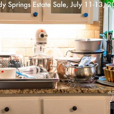 Estate sale photo