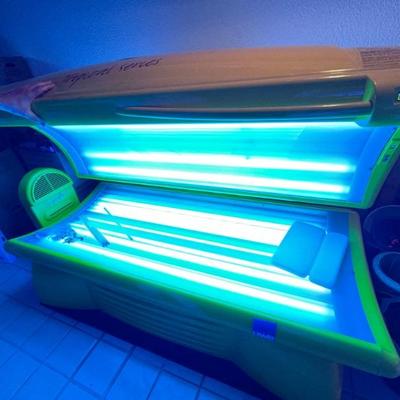 PRE SELLING $1500
UWE TROPICAL Tanning Bed
HAS been Taken apart for Easy Removal 
Have Maintenance Records