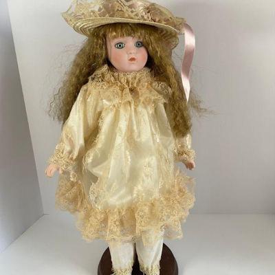 Heritage Mint Doll