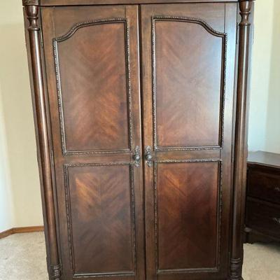 Wardrobe Armoire