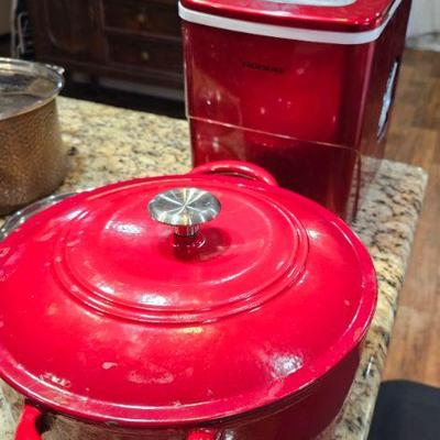 enamel cast pot