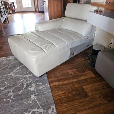 Leather Chaise Lounge Set 1 of 2